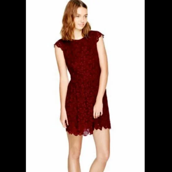 Aritzia Dresses | Aritzia Talula Belgravia Burgundy Lace Dress | Color: Red | Size: 2 | Liujo's Closet Aritzia Dresses | Aritzia Talula Belgravia Burgundy Lace Dress | Color: Red | Size: 2 | Liujo's Closet
